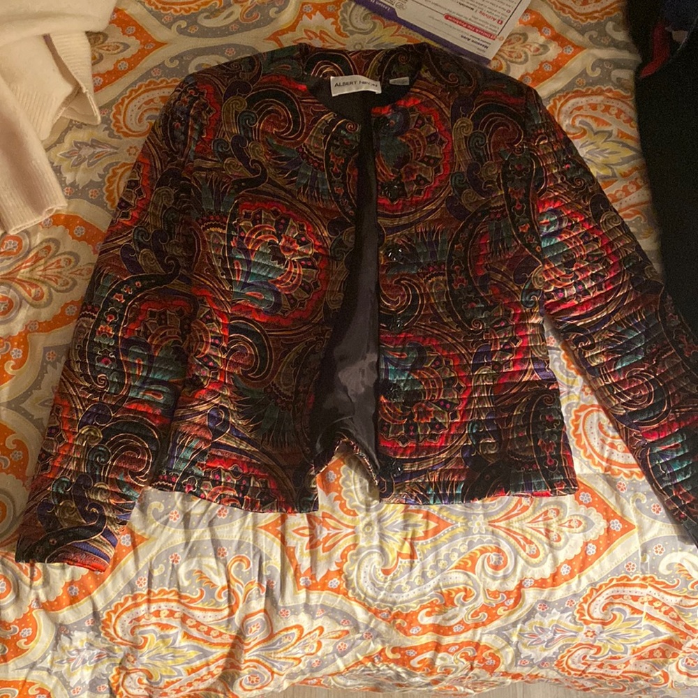 Albert Nipon woman blazer good condition